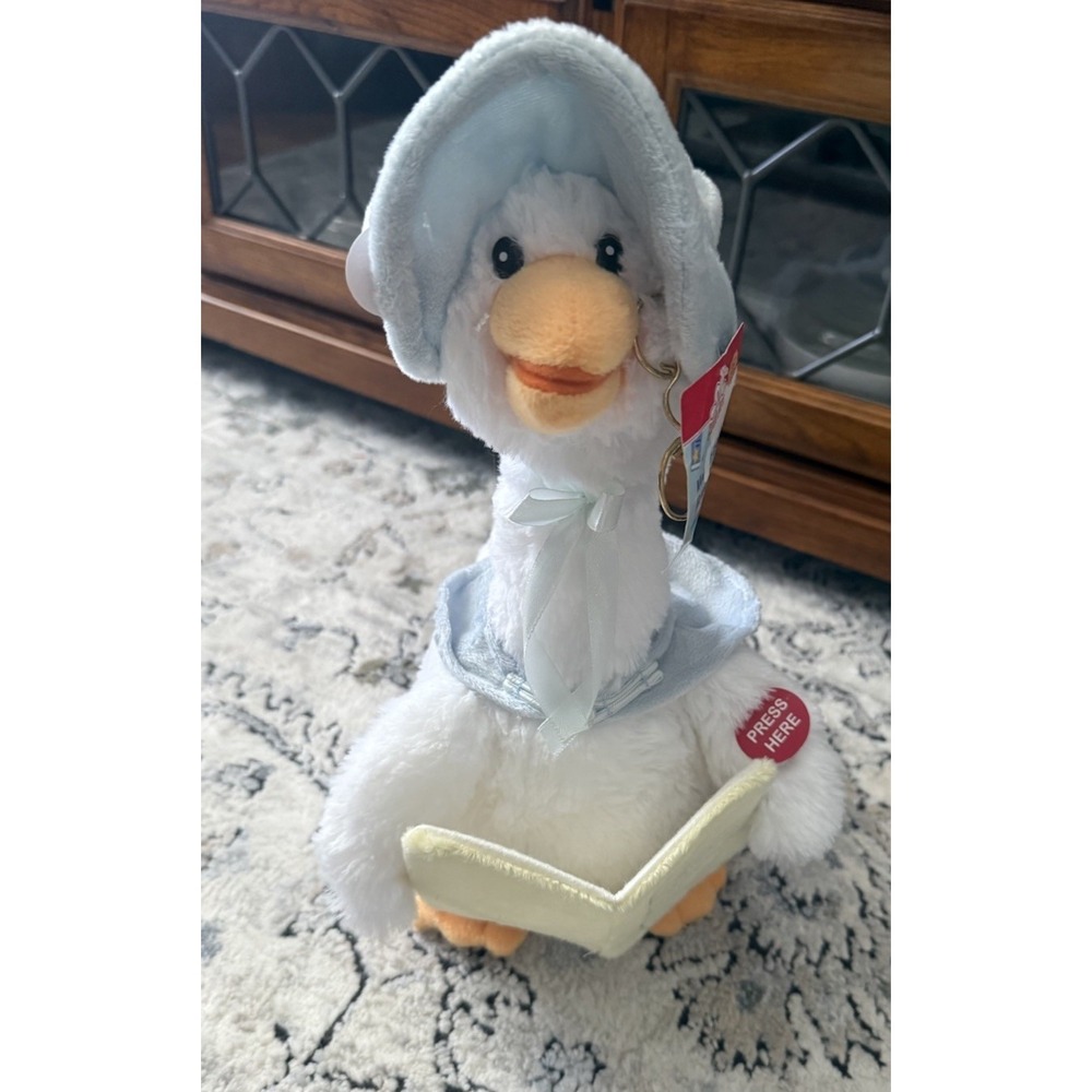 Cuddle Barn MOTHER GOOSE Animated Talking Moving Plush Nursery Rhymes Farm Decor